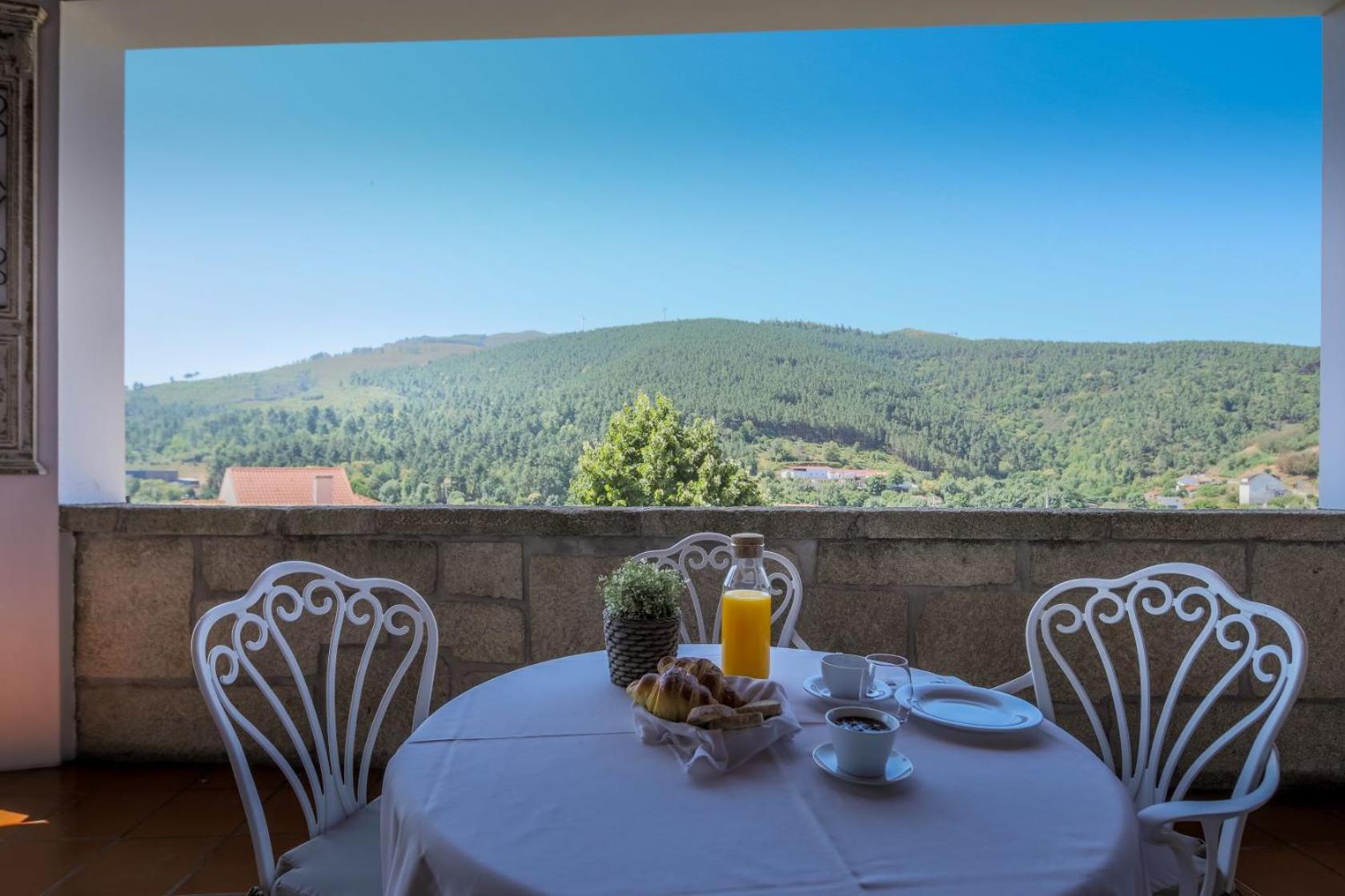 Отель Quinta Do Terreiro - Turismo De Habitacao Ламегу Экстерьер фото